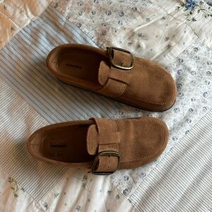 Sonoma Women’s Brown Suede Buckle Loafer Clogs